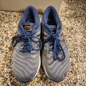 Asics Men: Gel Nimbus: Size 10